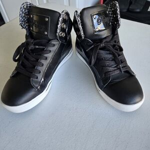 Hip-hop dance shoes